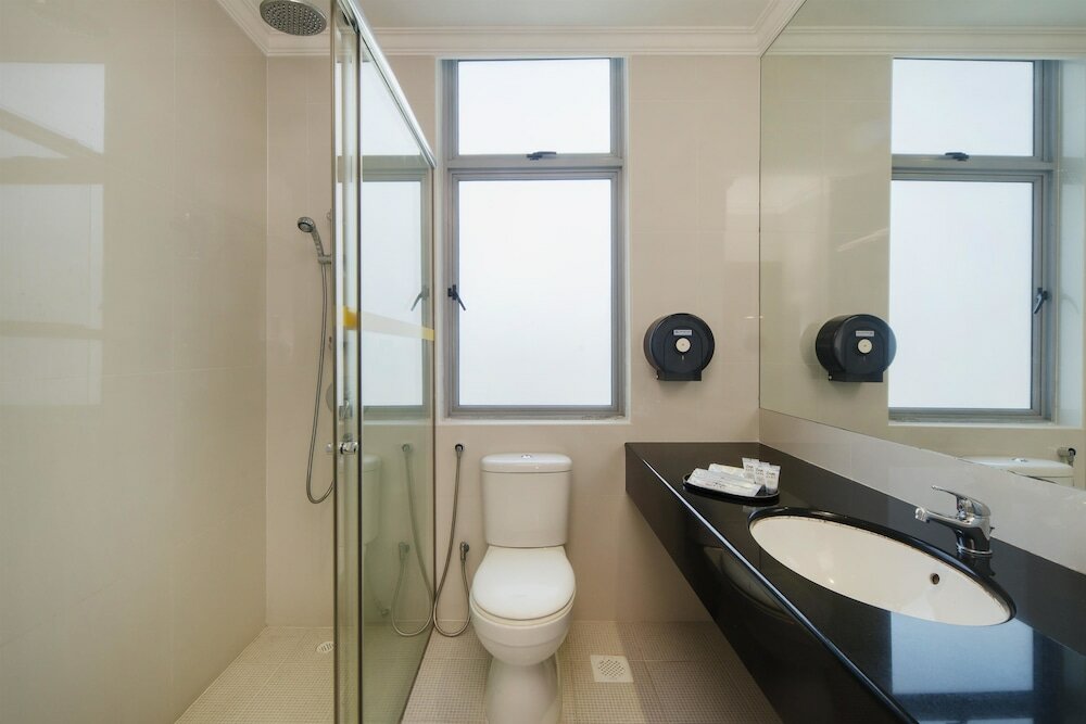 Фото New Cape Inn