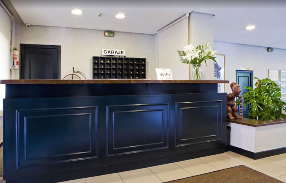 Фото Hotel Ibiltze