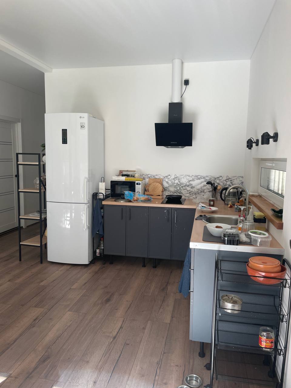 Фото Домик под соснами