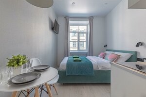 Port Comfort by the Griboedov