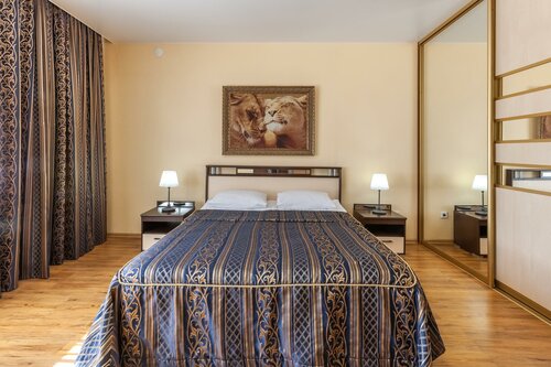 Гостиница Арбат Первый в Тюмени