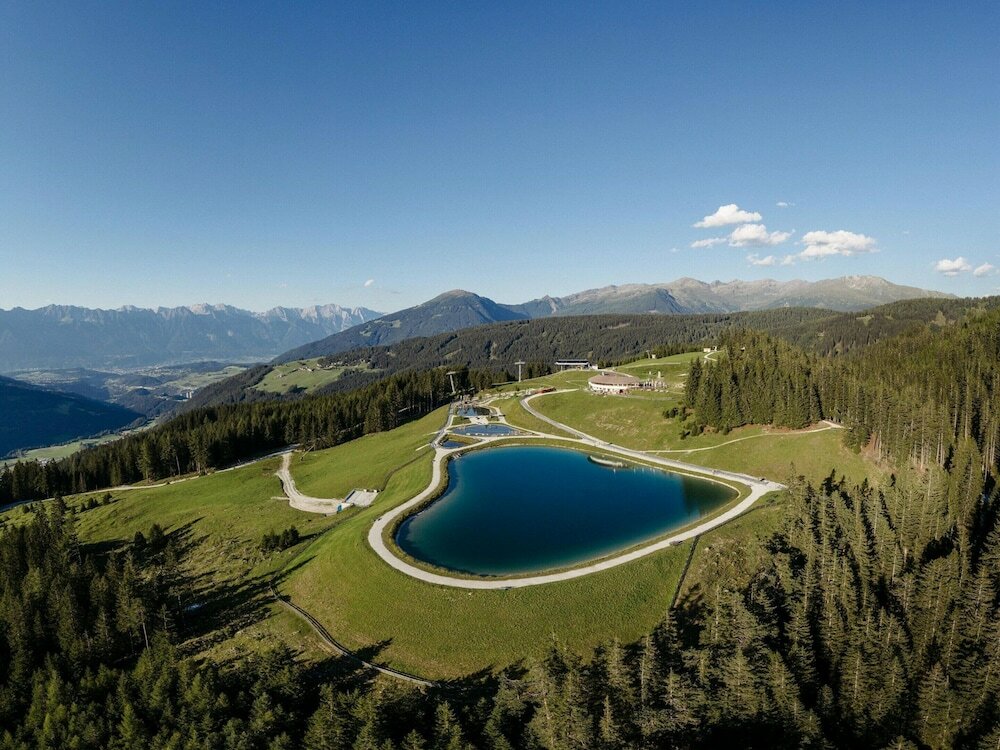 Фото High-quality Maisonette Flat With Roof Terrace