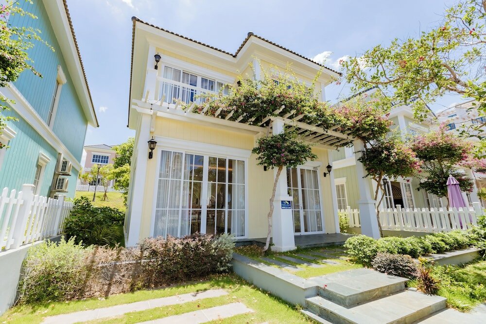 Фото Nova Beachfront Haven Villa