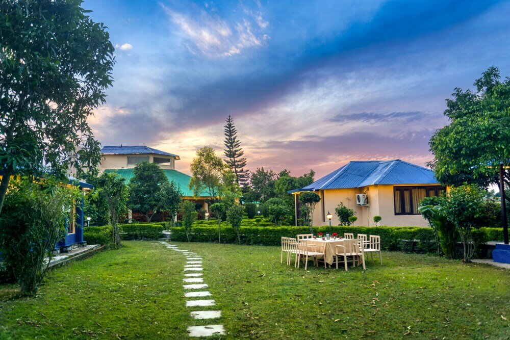 Фото Tusk and Roar Corbett Resort