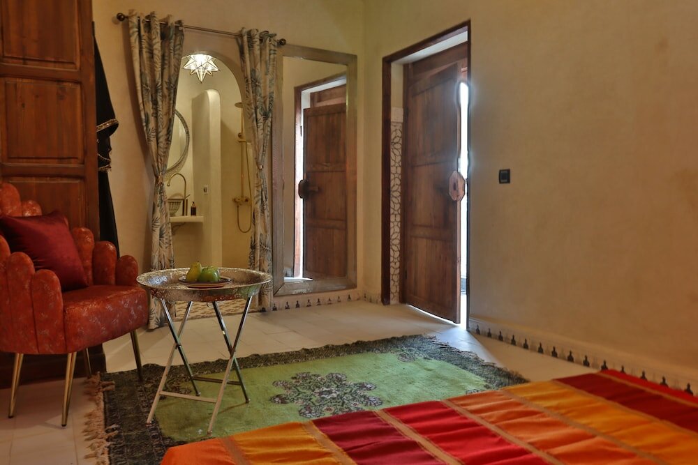 Фото Riad la fayette bed & breakfast
