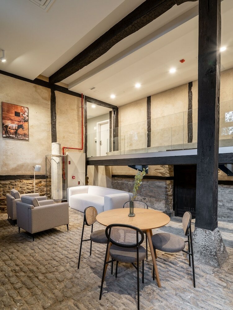 Фото Limehome Vitoria Palacio Álava-Velasco