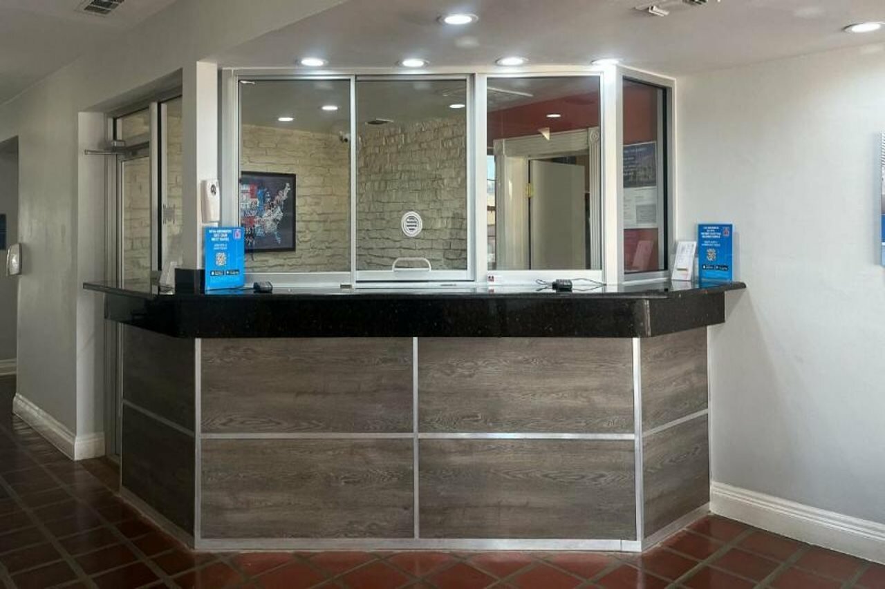 Фото Motel 6 Dallas, Tx – Downtown