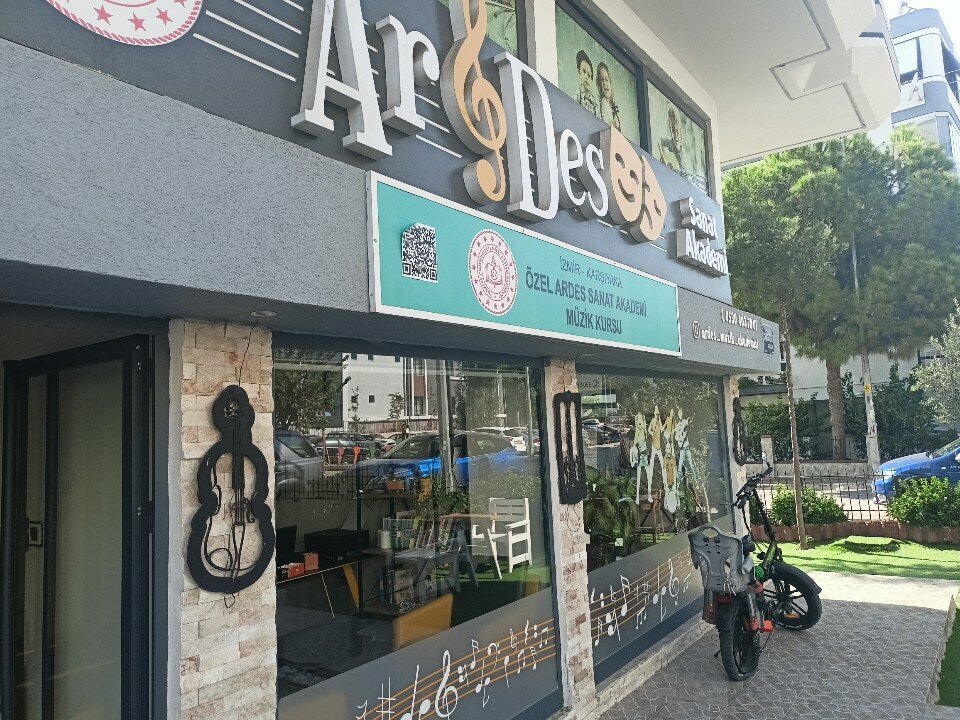 Artistic group Ardes Art Academy, Izmir, photo