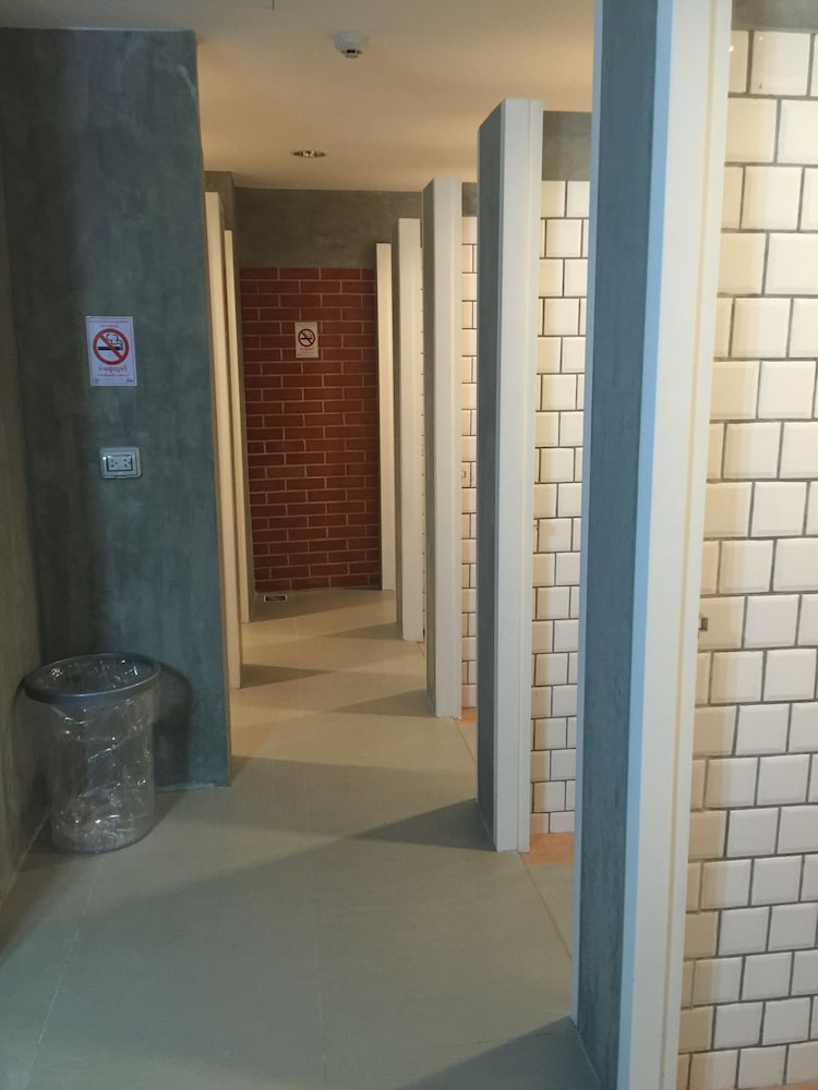 Фото Bed@Town Hostel