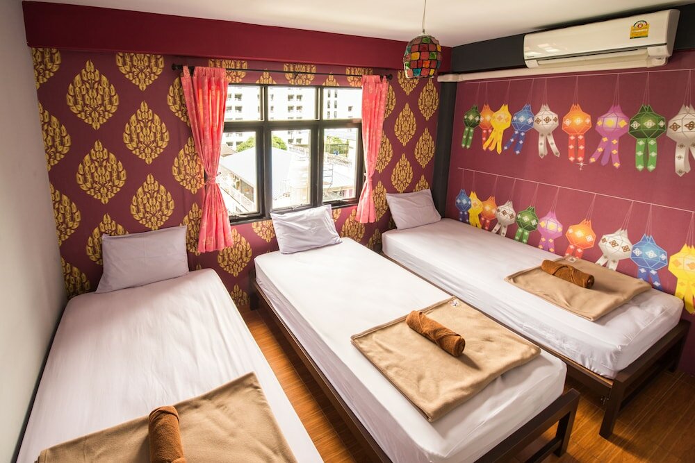 Фото Hide Bangkok Hostel