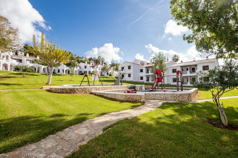 Фото Apartamentos Son Bou Gardens