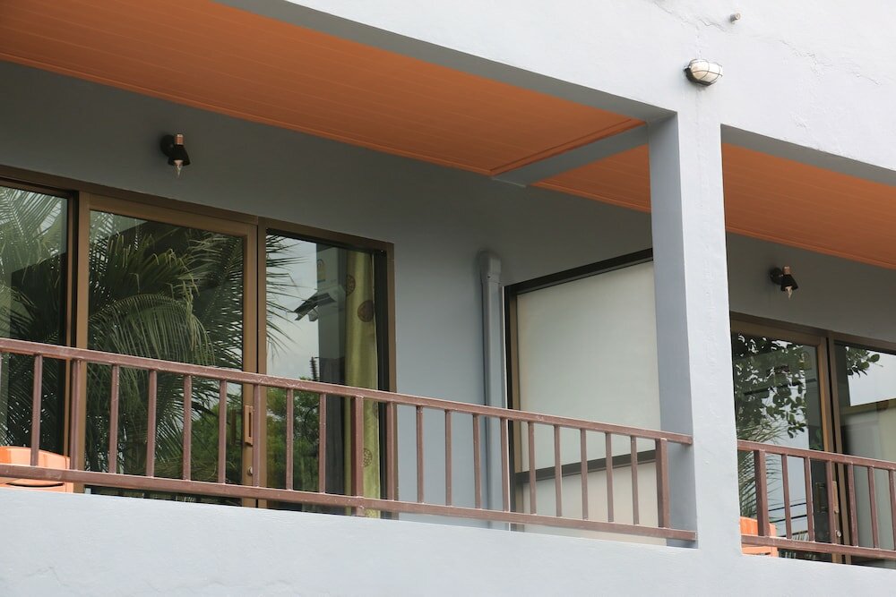 Фото Srichada Hotel Khaolak