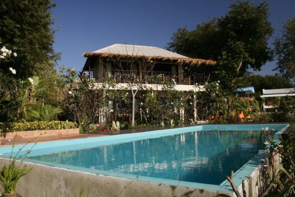 Фото Tamarina Resort Arng Sila