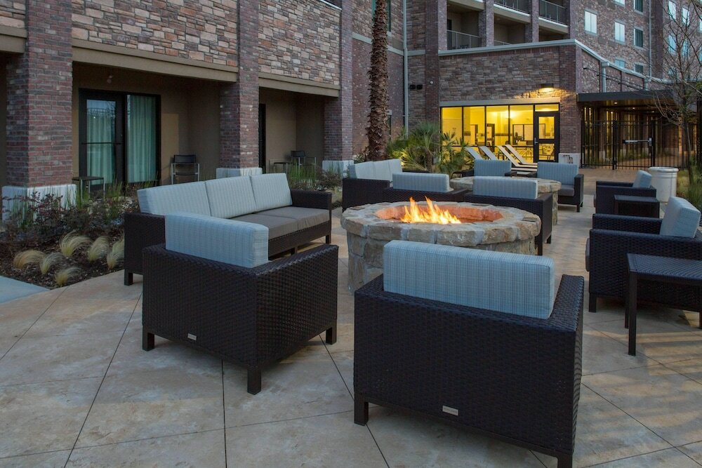 Фото Courtyard by Marriott Dallas Flower Mound