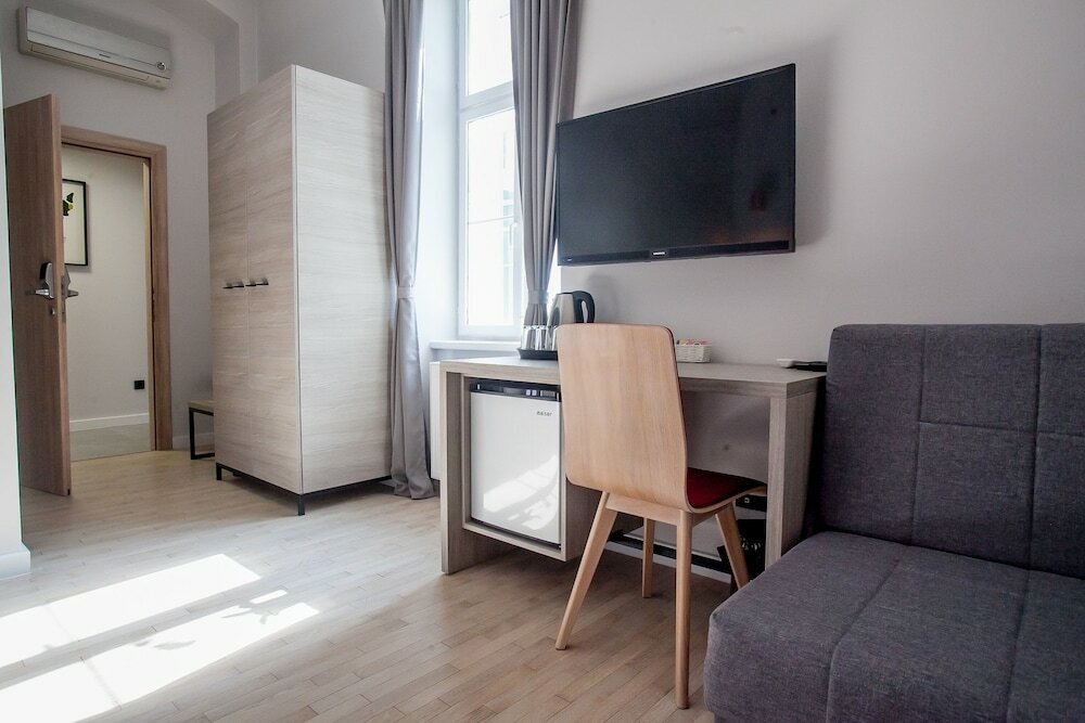 Фото Zagreb City Vibe Apartments & Rooms