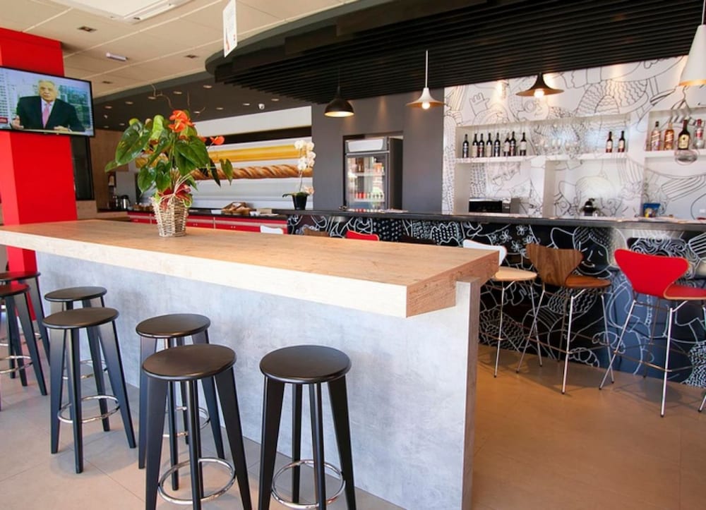 Фото Ibis Montenegro