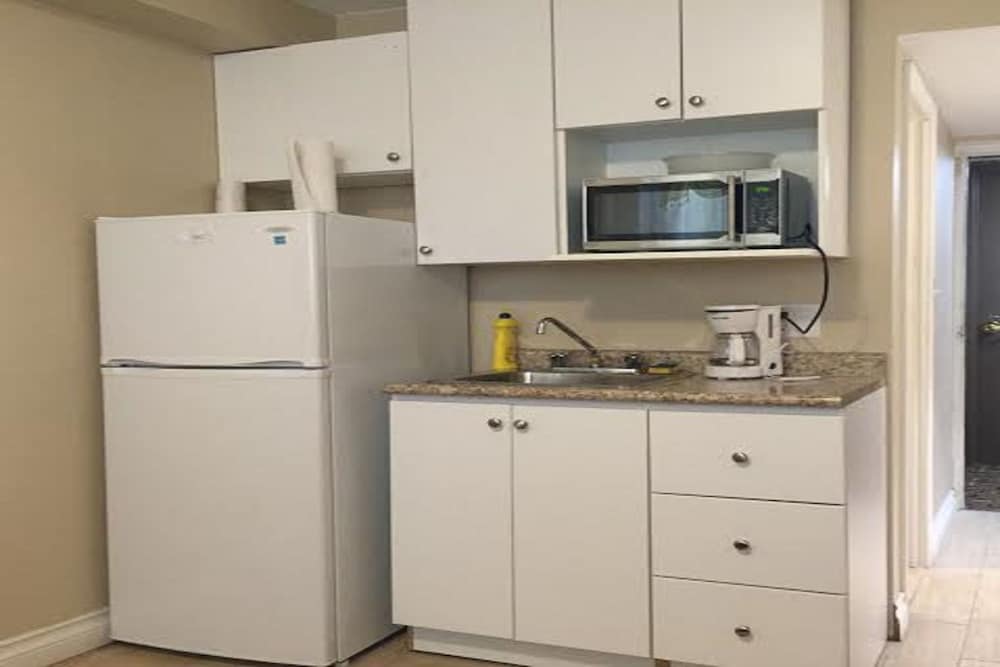 Фото Toronto Furnished Rooms