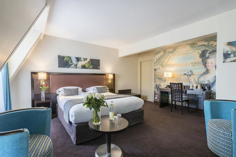 Фото Hôtel Le Versailles