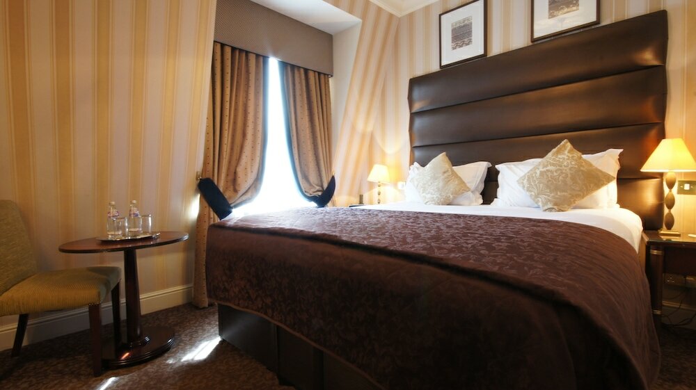 Фото The Leonard Hotel