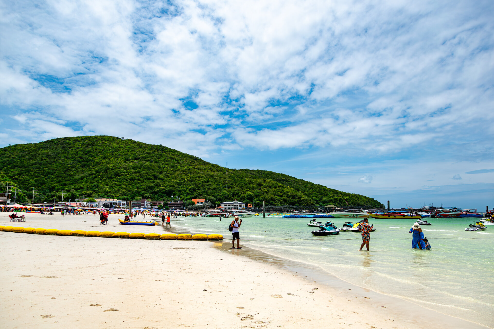 Yangi porno kalit teshigi vannalar hammom dush