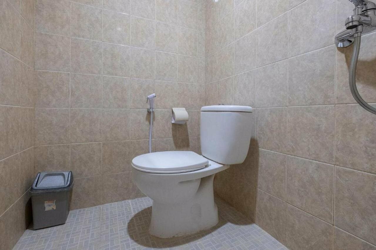 Фото Spot On 2214 Wisma Jampea
