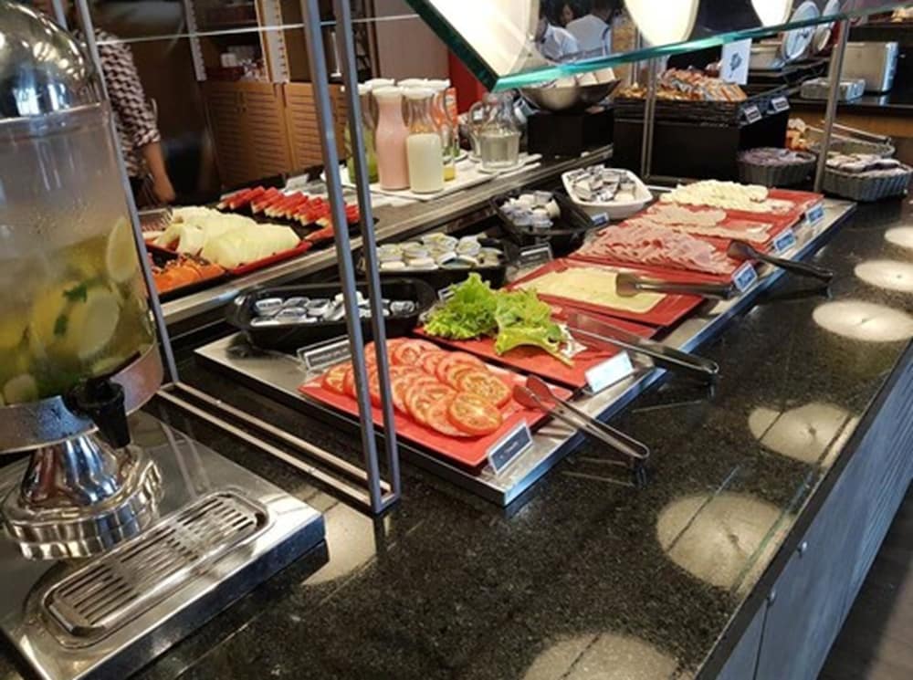 Фото Ibis Porto Alegre Aeroporto