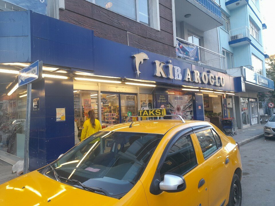Supermarket Kibaroglu, Izmir, photo