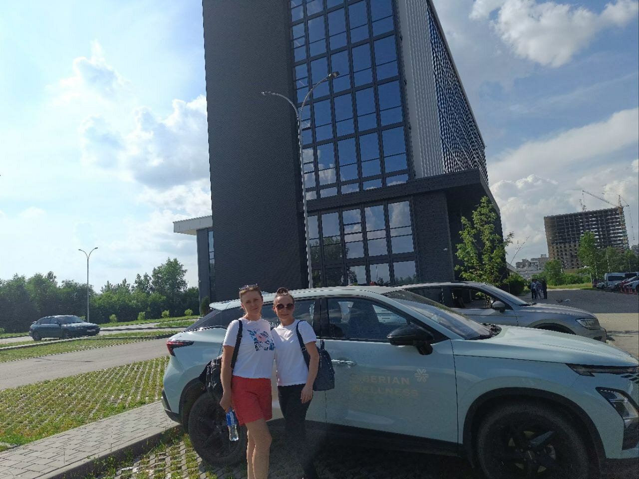 Фото Cosmos Omsk Hotel