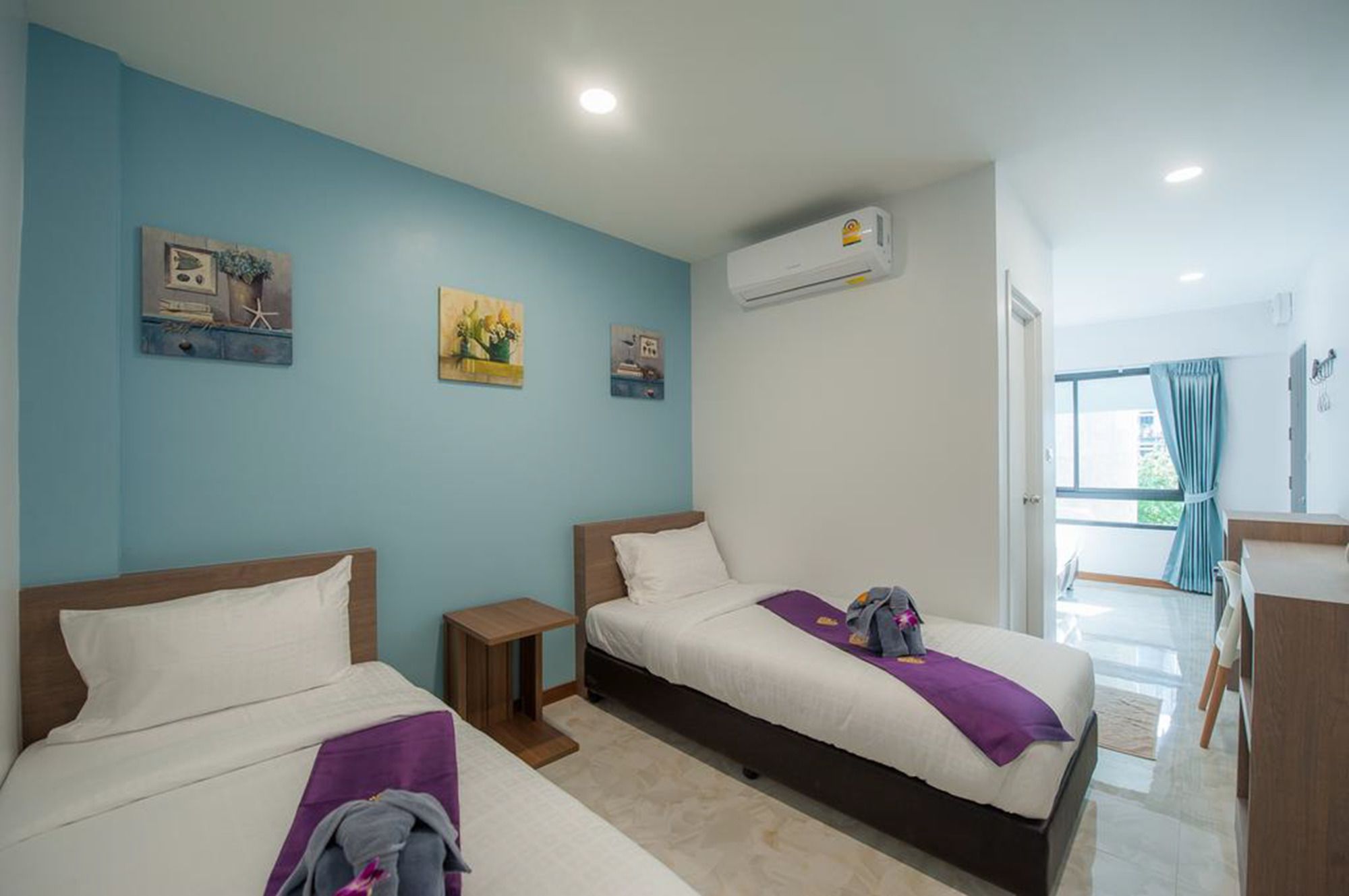 Фото The Moon Night Hotel