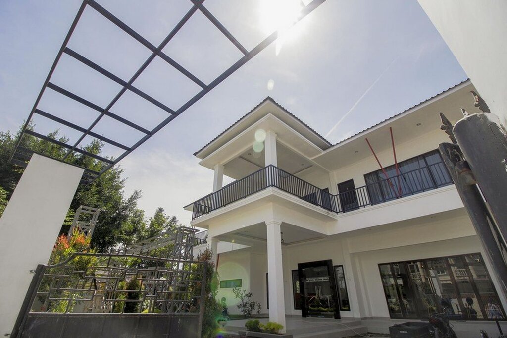 Hotel RedDoorz Premium @ Setiabudi Medan, Medan, photo