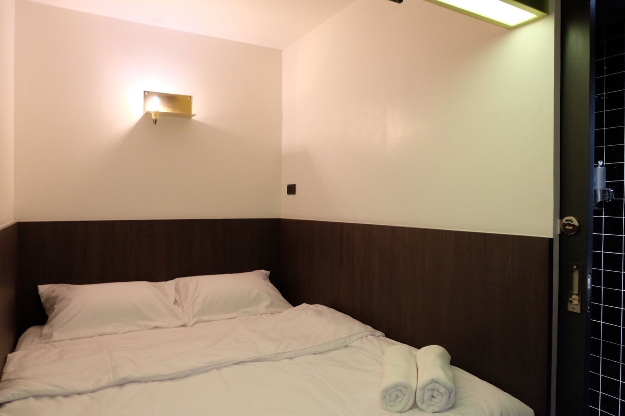 Фото Four Sisters Homestay - Hostel