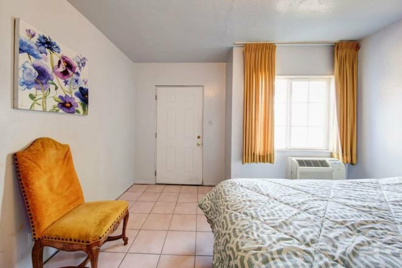 Фото Pavilions Motel