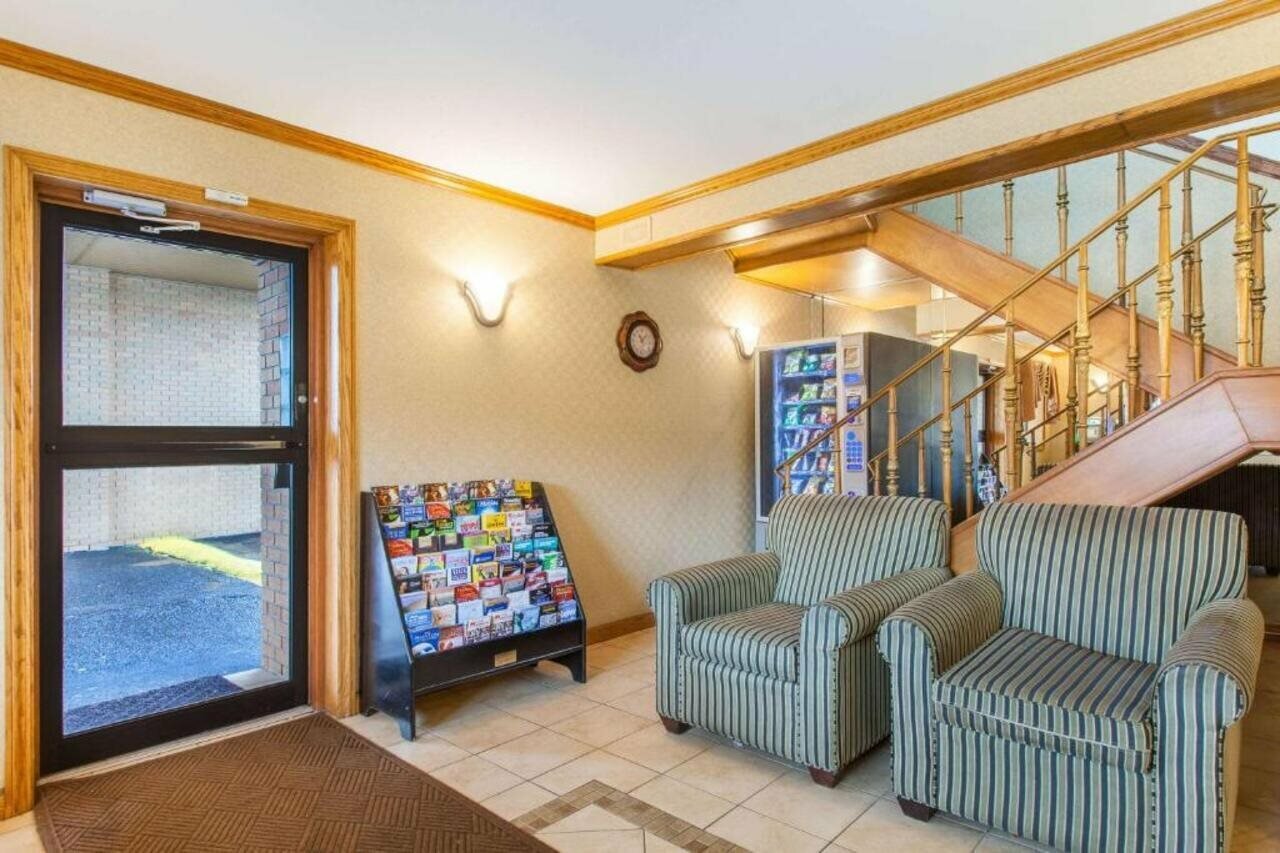 Фото Knights Inn South Amboy