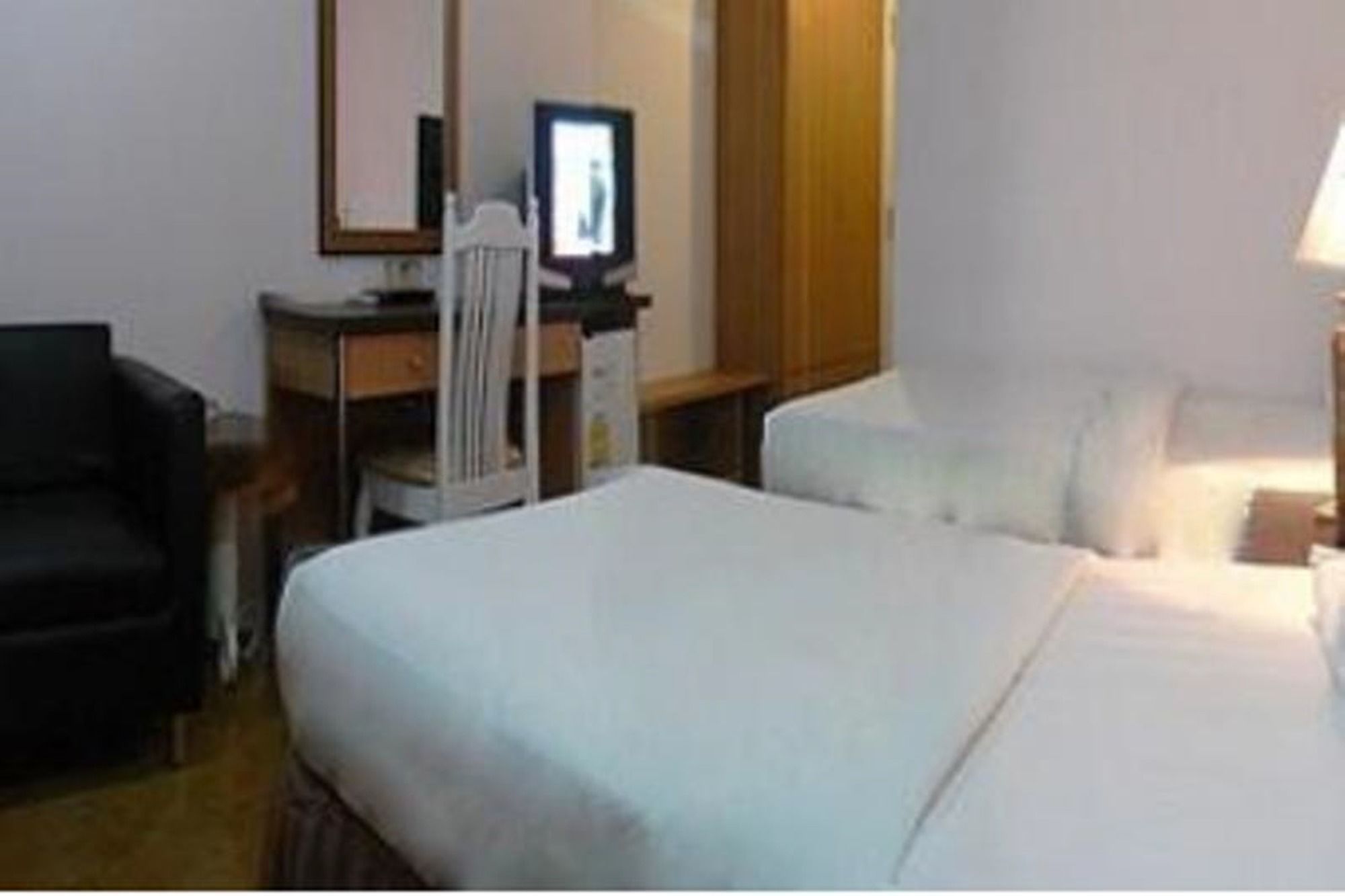 Фото Thai Inter Hotel