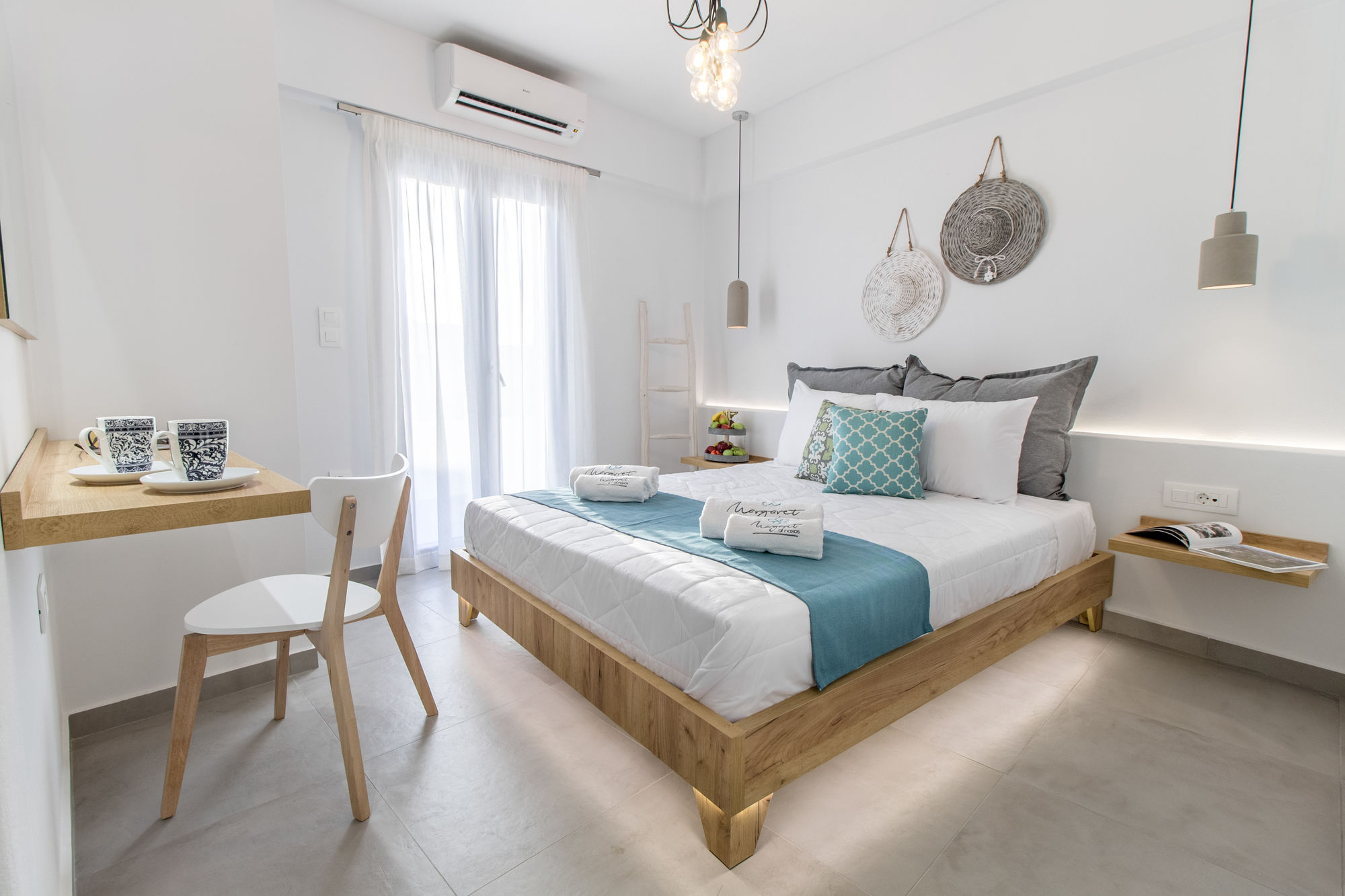 Фото Margaret of Naxos