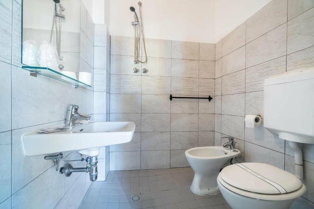 Фото Hotel Viscount