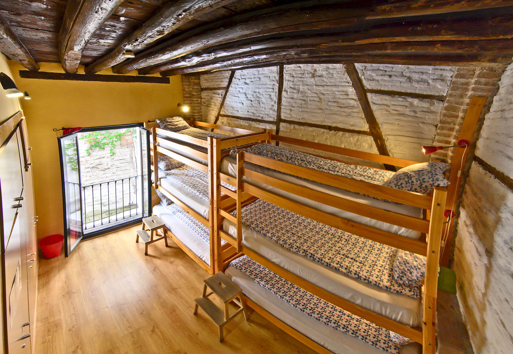 Фото El Granado Hostel