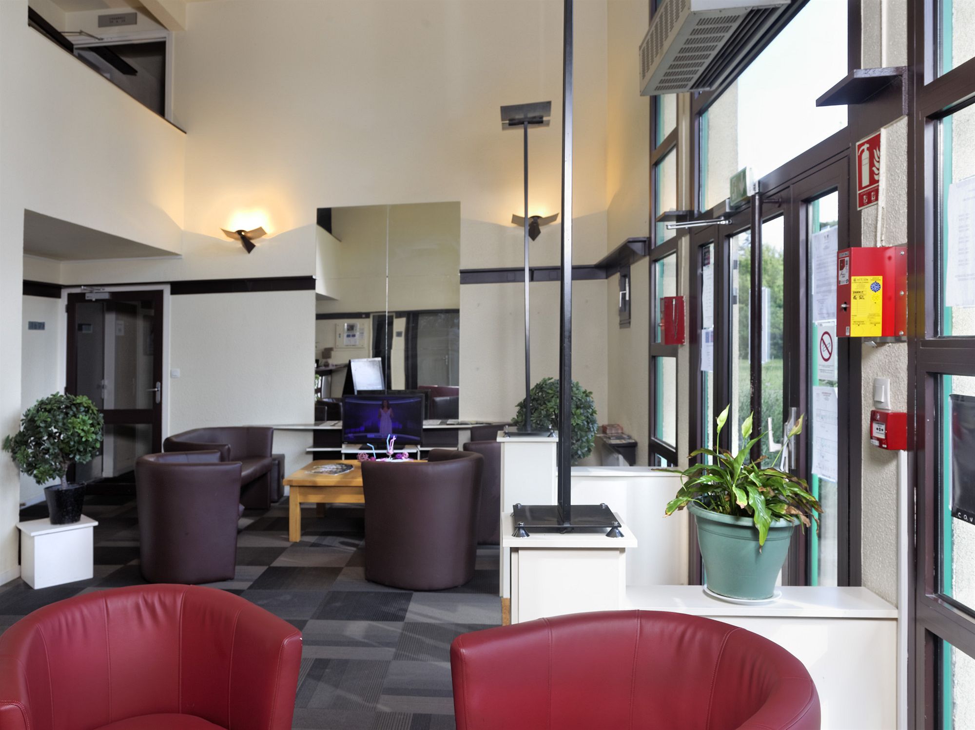 Фото Hôtel Inn Design Chartres Resto Novo