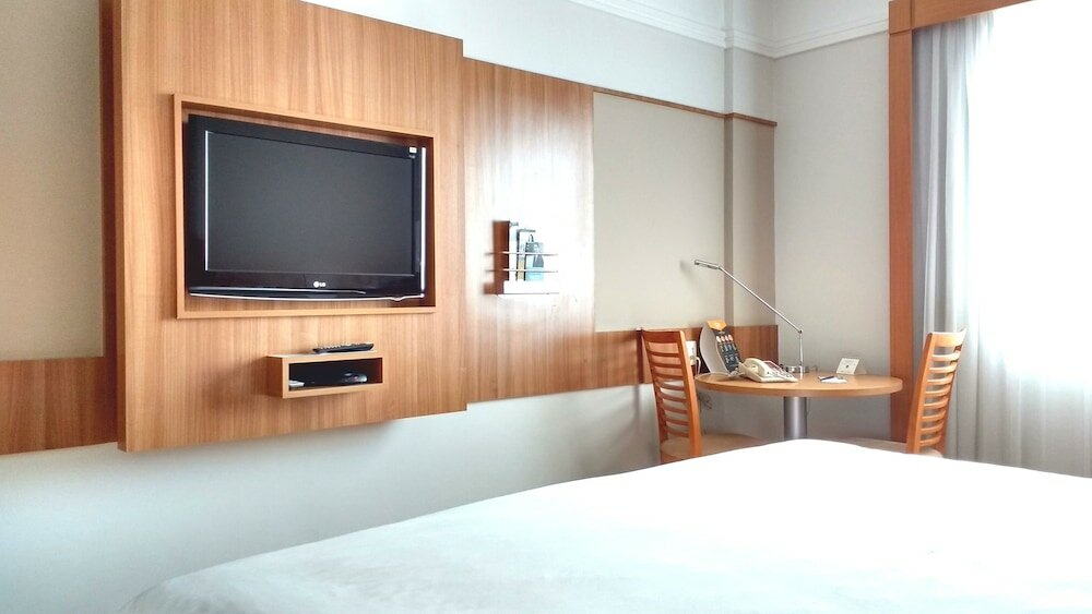 Фото Bristol Santo André Hotel