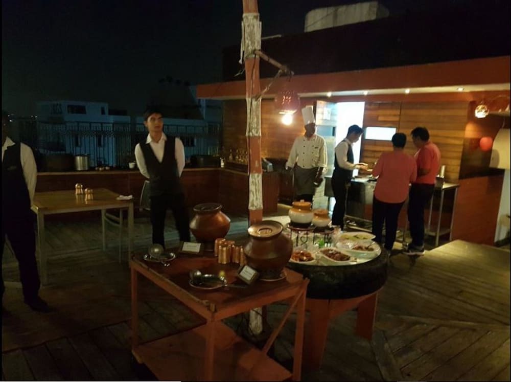 Фото The Pride Hotel Chennai