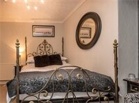 Фото The Glen Guest House