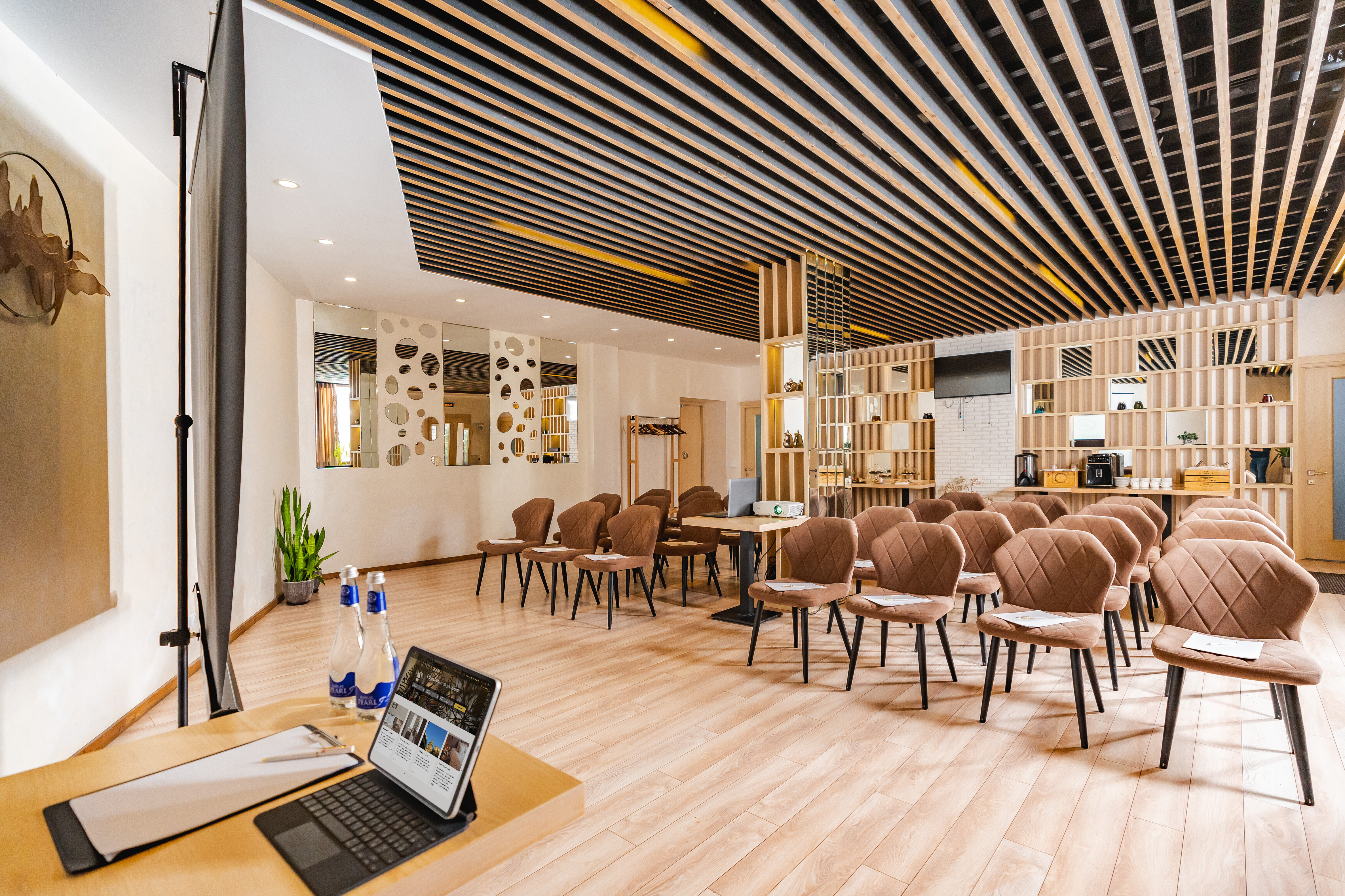 Фото Дипломат