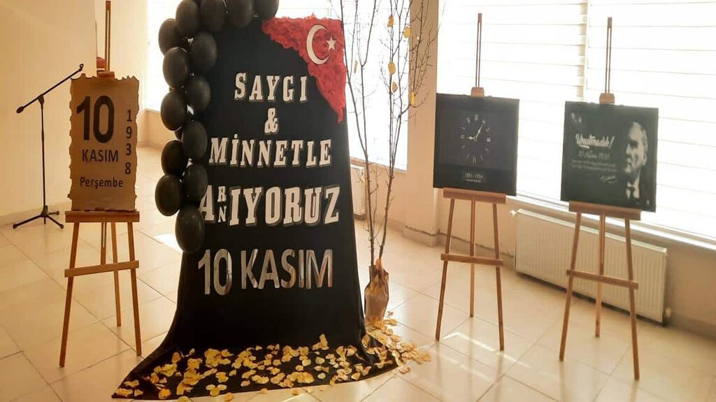 School Ataturk Middle School, Ozvatan, photo