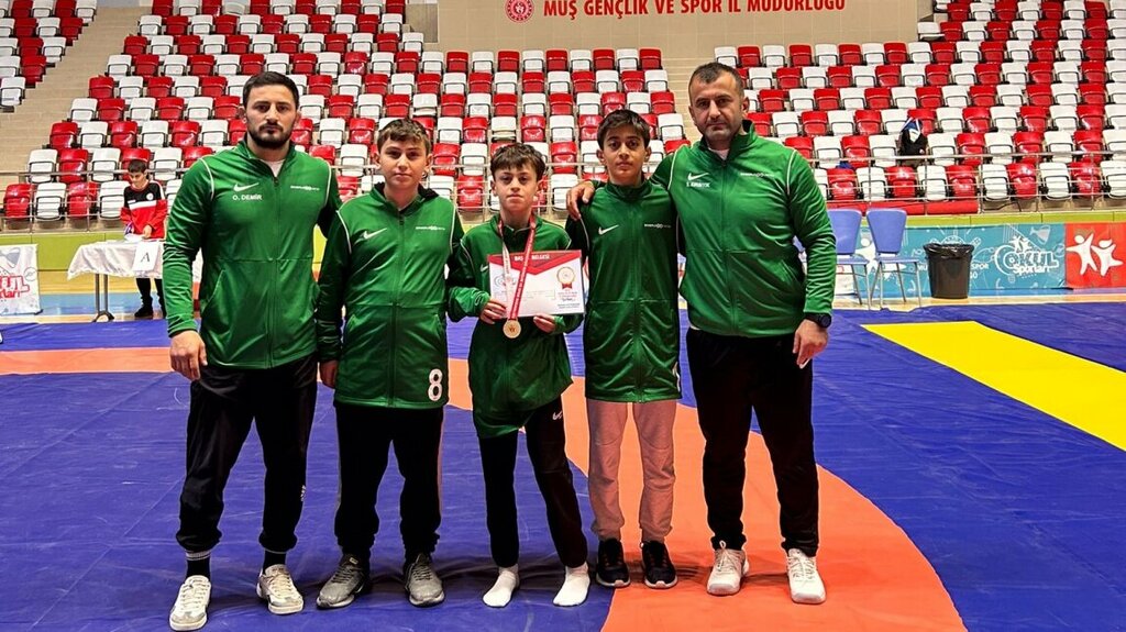 School Halitpasa Middle School, Yusufeli, photo