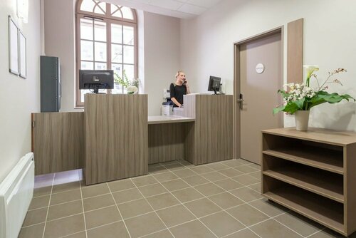 Гостиница Appart'City Confort Reims Centre в Шалоне-Ан-Шампани
