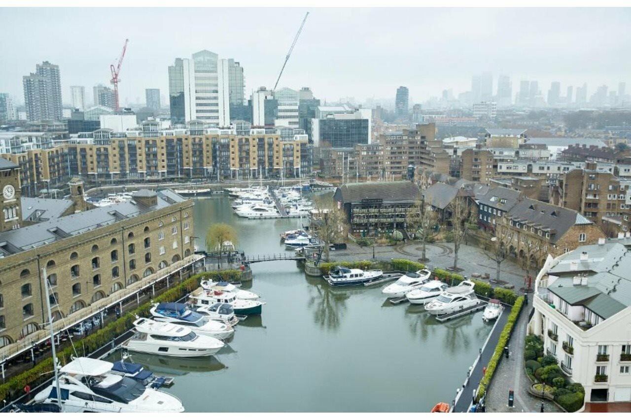 Фото The Tower Hotel