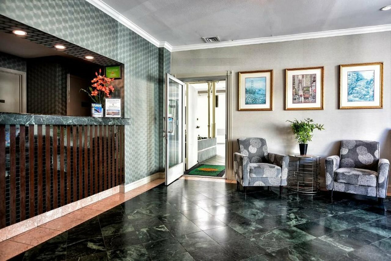 Фото City Center Inn & Suites