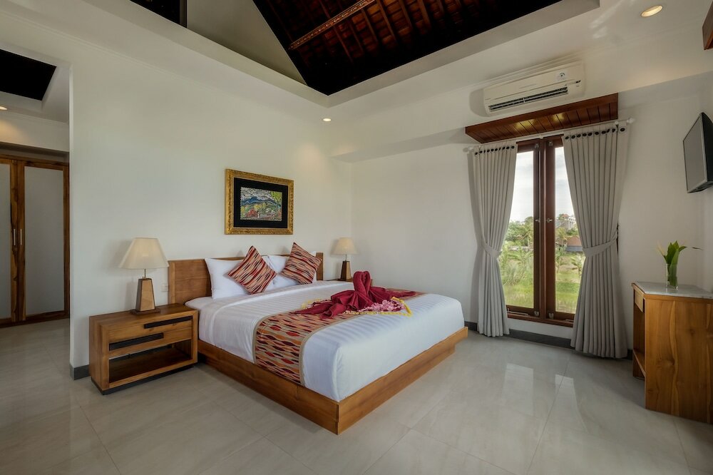 Фото Puri Galih Villa