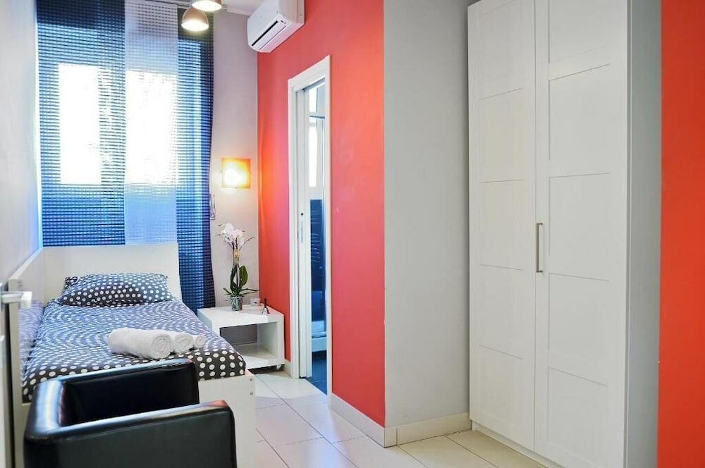 Фото Black & White G&g