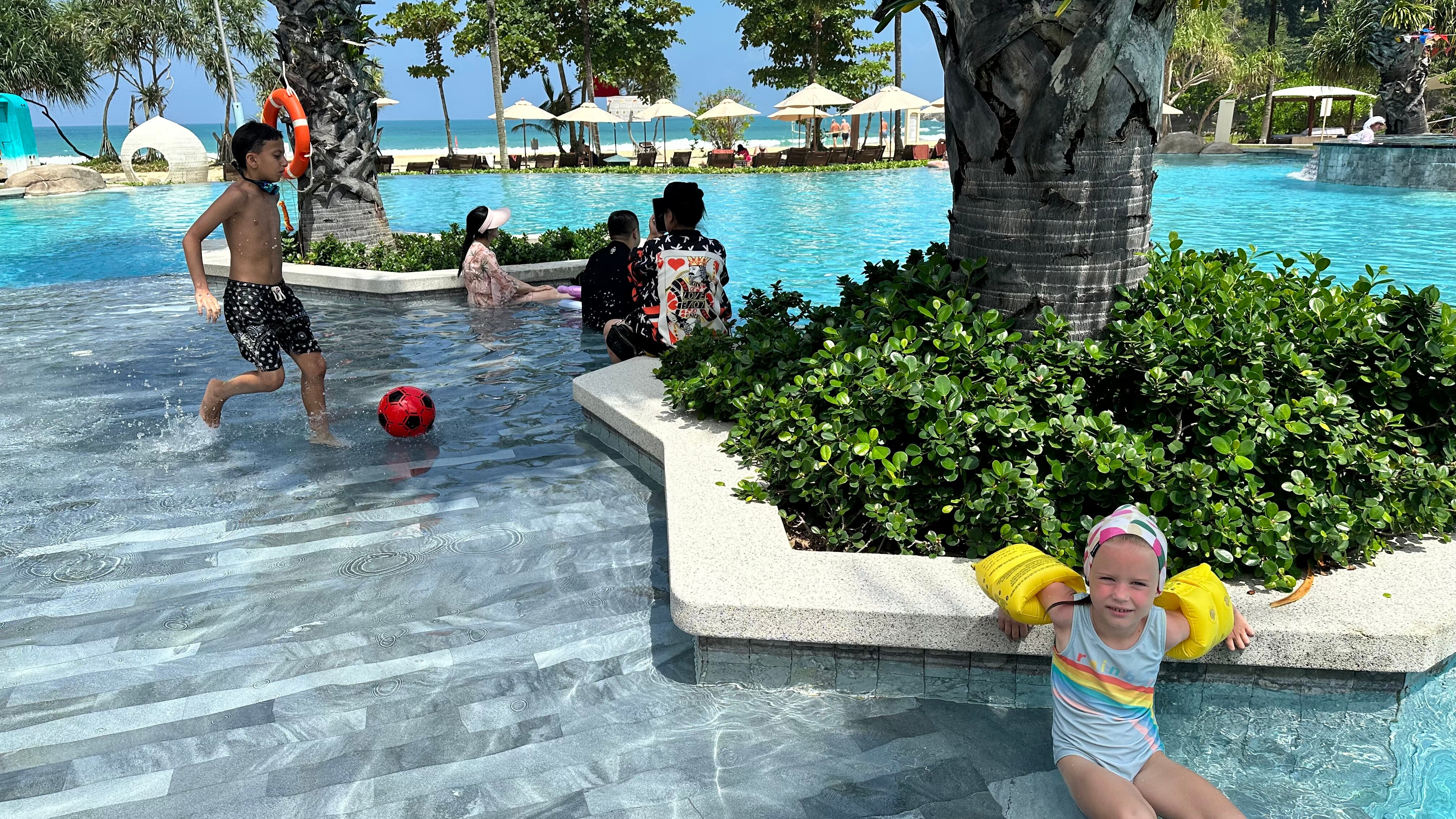 Фото Centara Grand Beach Resort Phuket